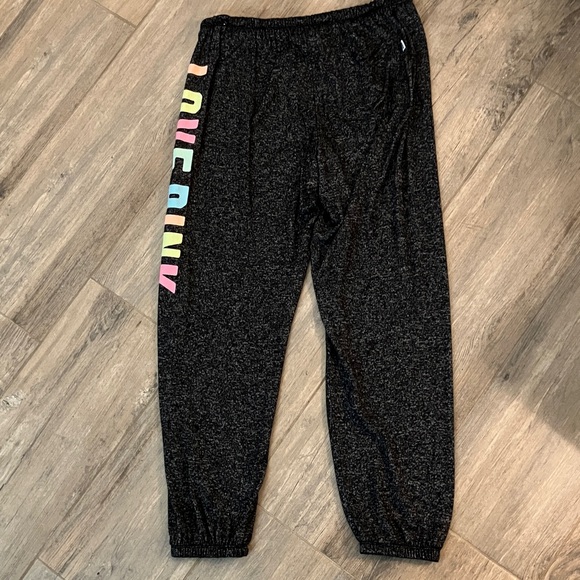 🩷VS Pink cozy htf set rainbow neon logos rare sleep lounge set sz L EUC - Picture 8 of 11